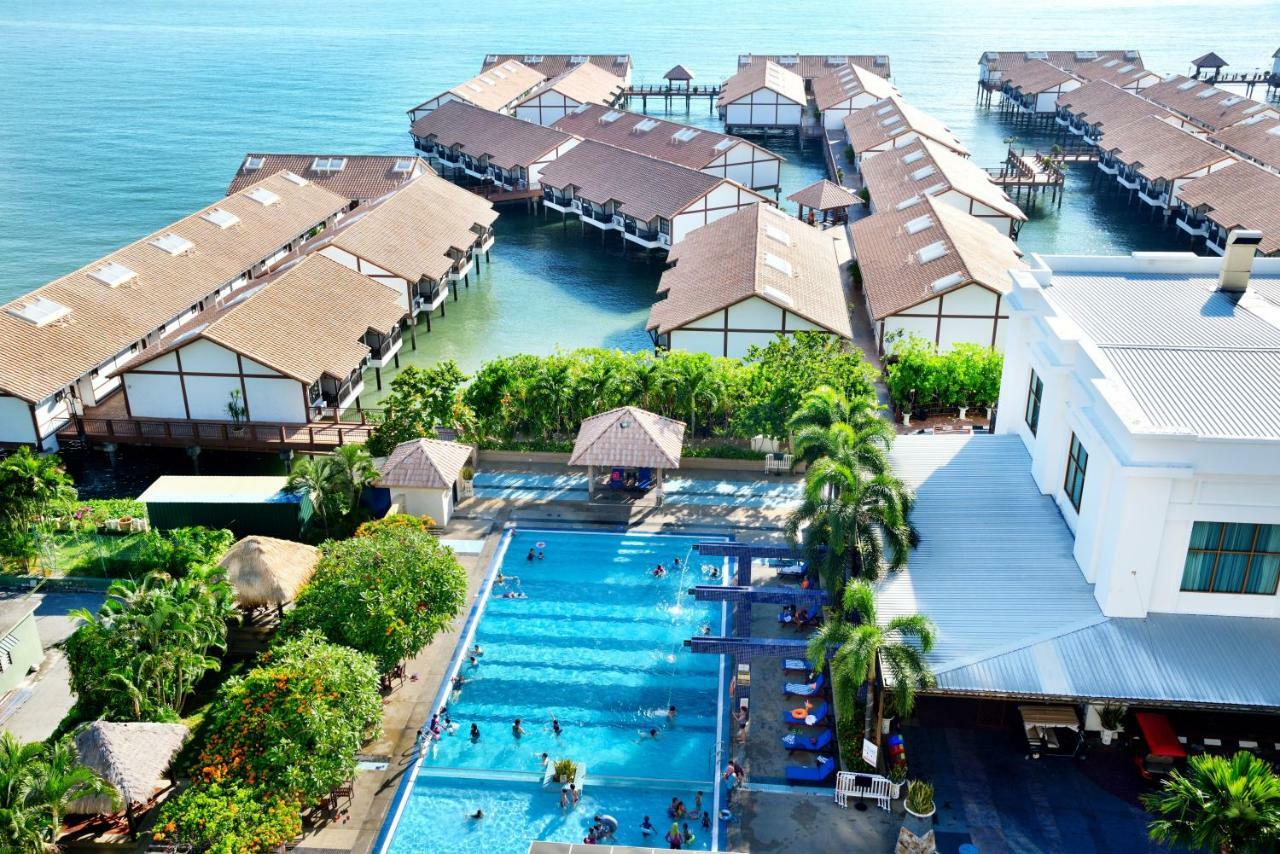 Lexis Port Dickson Hotel Exterior photo